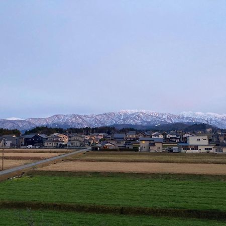 Kintarou Onsen Hotel Uozu Экстерьер фото