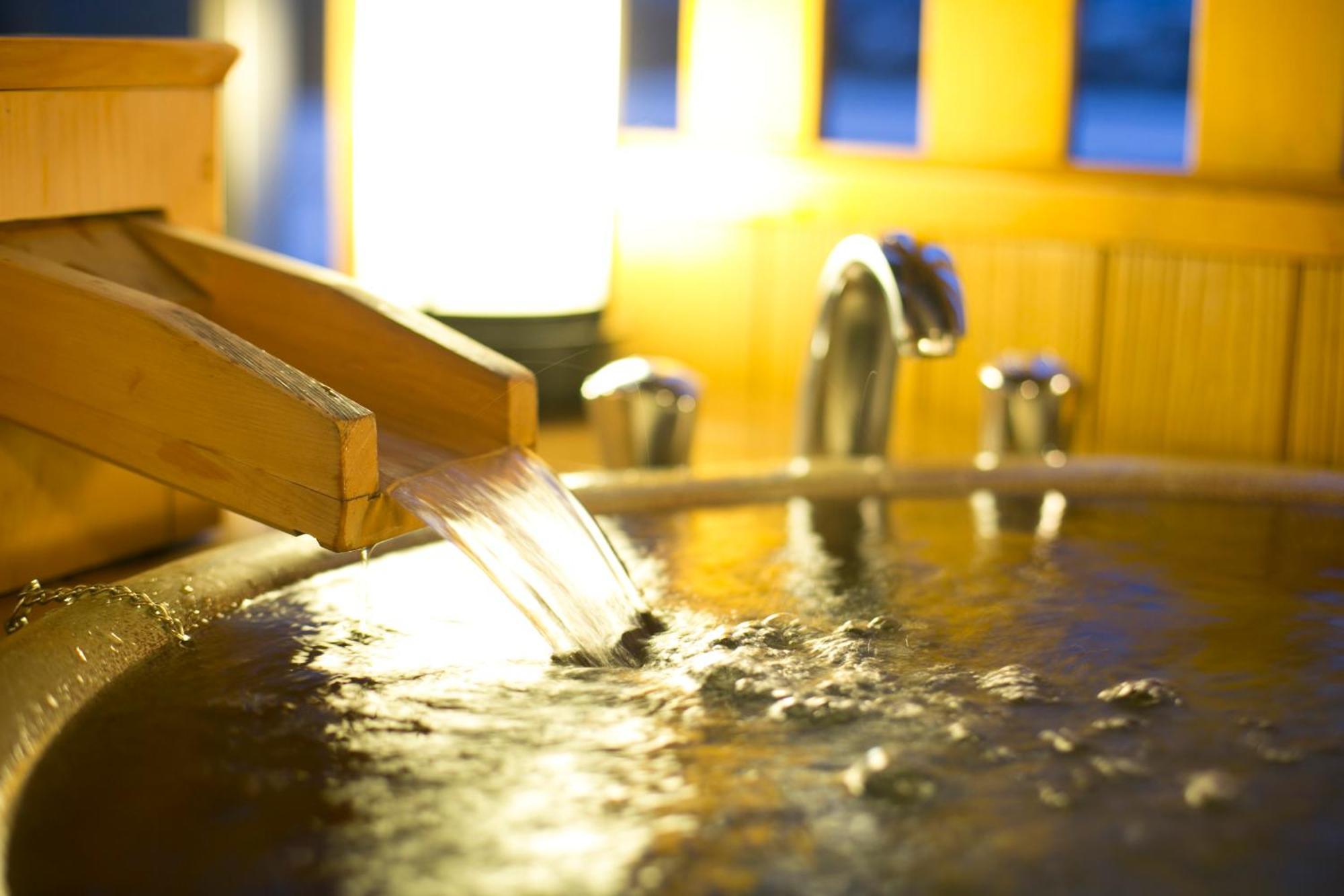 Kintarou Onsen Hotel Uozu Экстерьер фото