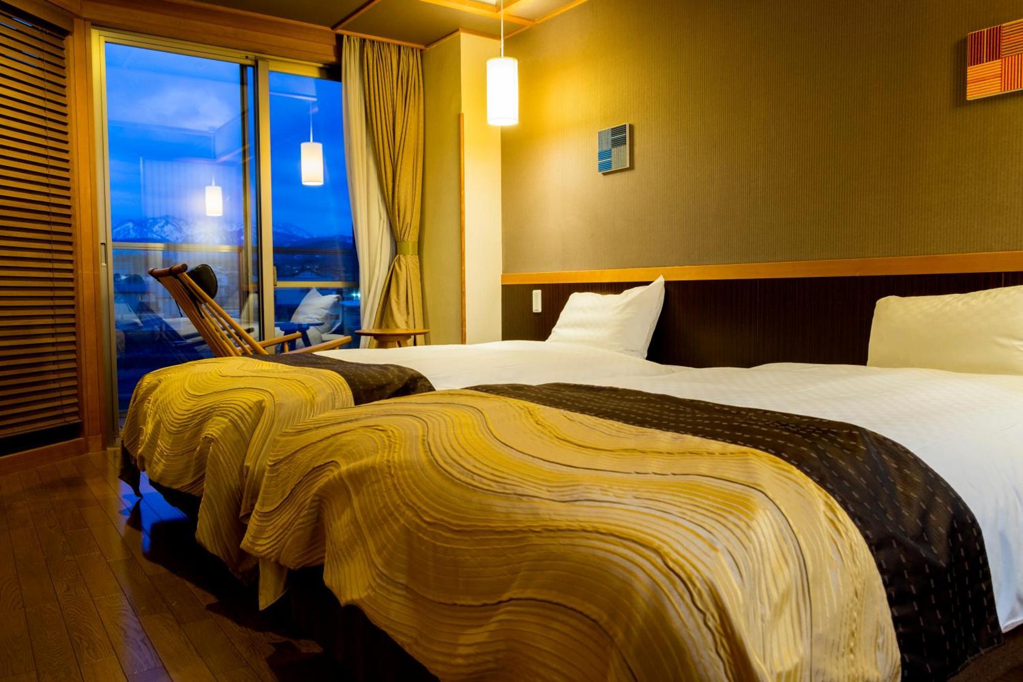 Kintarou Onsen Hotel Uozu Экстерьер фото