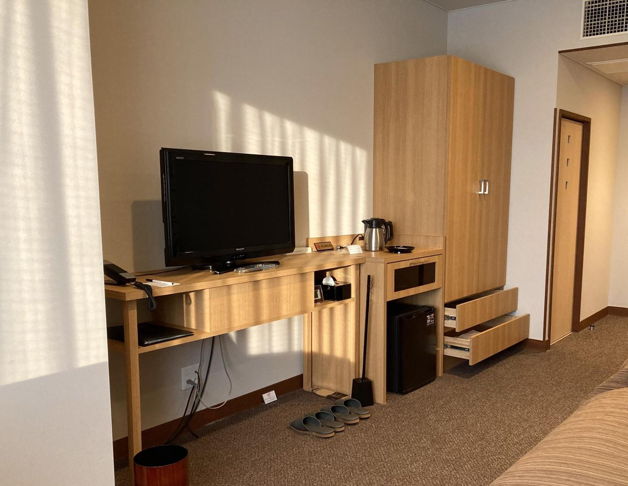 Kintarou Onsen Hotel Uozu Экстерьер фото