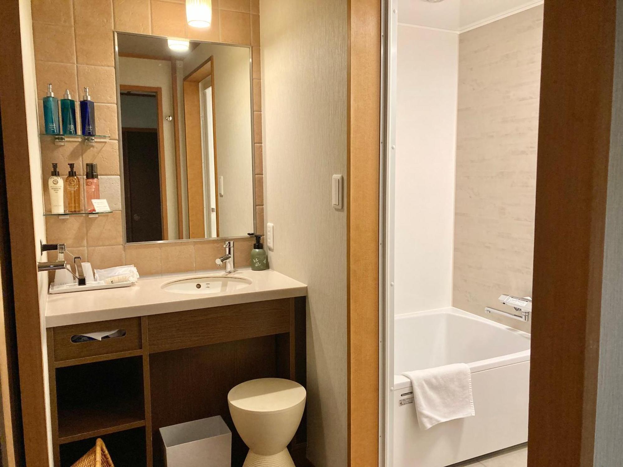 Kintarou Onsen Hotel Uozu Экстерьер фото