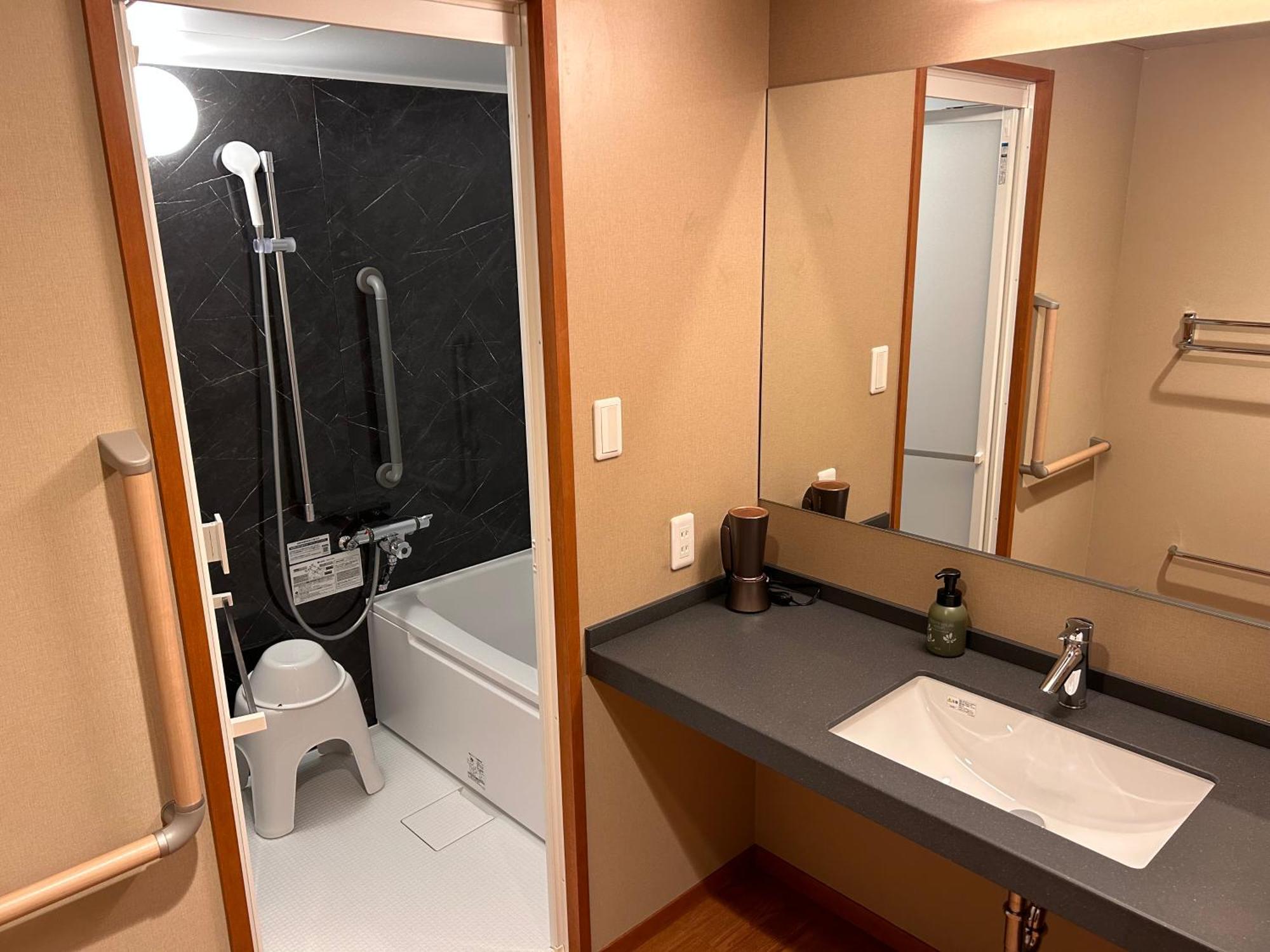 Kintarou Onsen Hotel Uozu Экстерьер фото