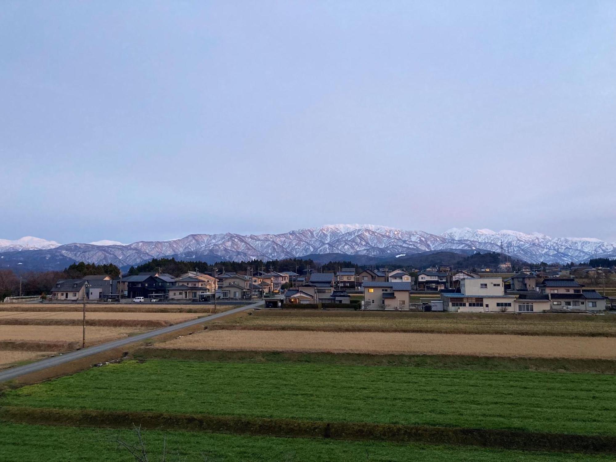Kintarou Onsen Hotel Uozu Экстерьер фото